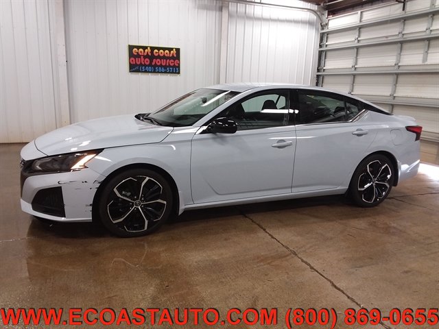 Used 2023 Nissan Altima 2.5 SR FWD image 5