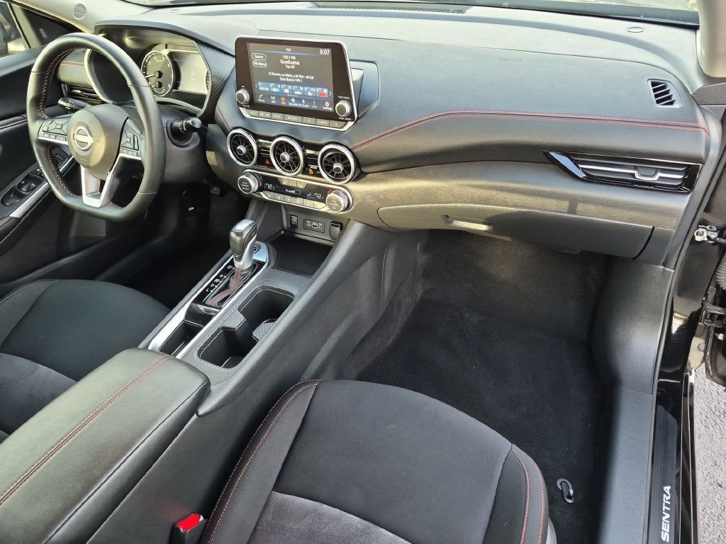 Used 2025 Nissan Sentra SR w/ Midnight Edition FWD image 27