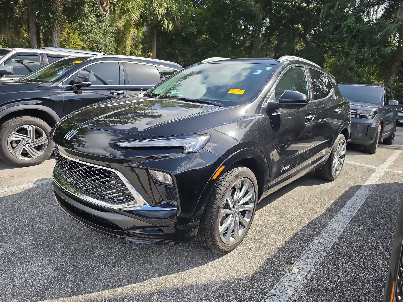 Used 2025 Buick Encore GX Avenir w/ Avenir Technology Package AWD/4WD image 7