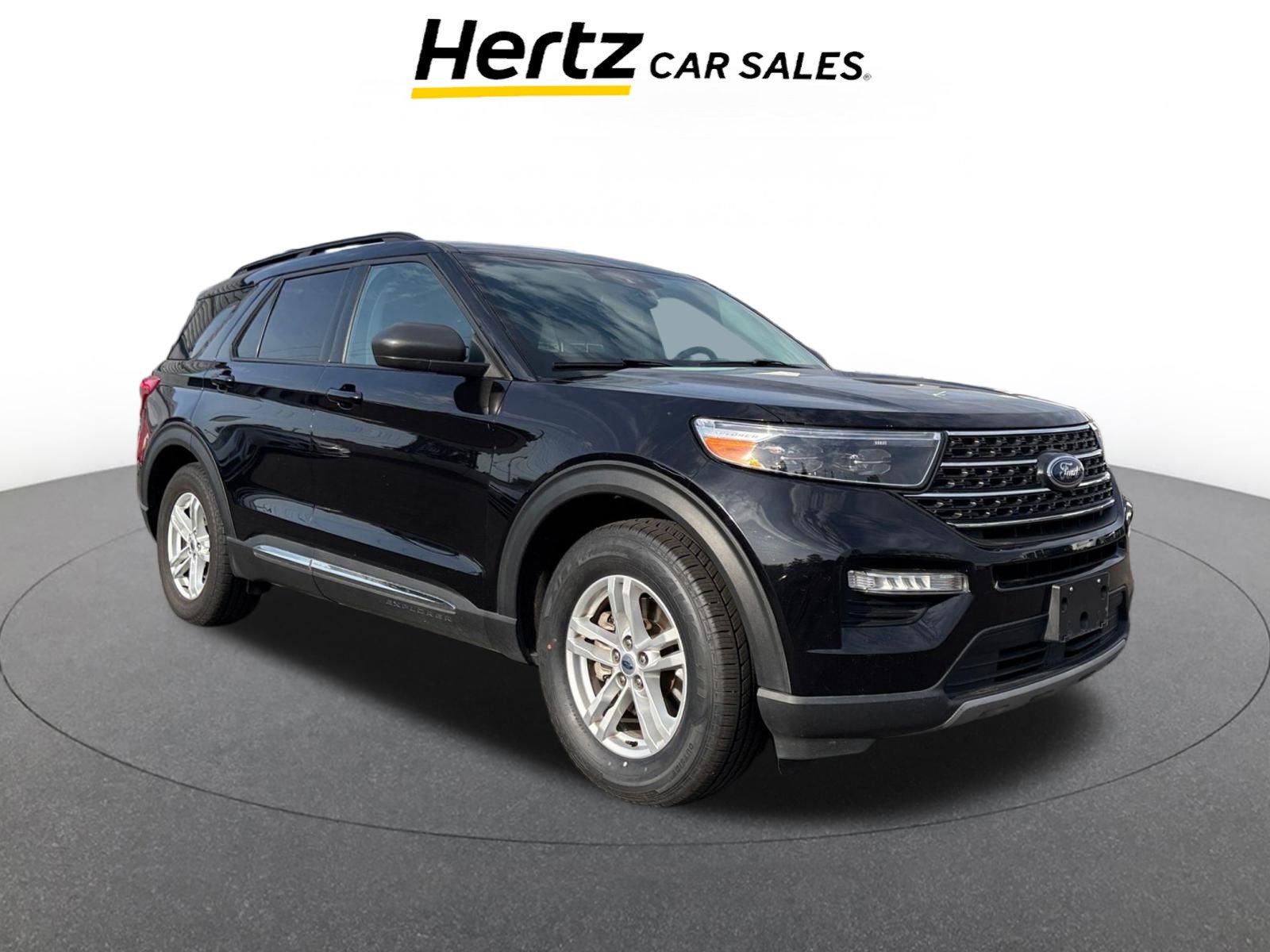 Used 2023 Ford Explorer XLT w/ Equipment Group 202A RWD image 1