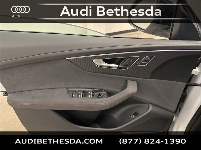 New 2026 Audi RS Q8 performance image 13