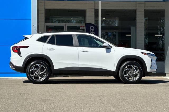 New 2026 Chevrolet Trax LT w/ Driver Confidence Package image 4