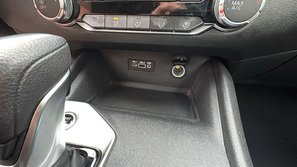 Used 2025 Nissan Altima 2.5 SV FWD image 22
