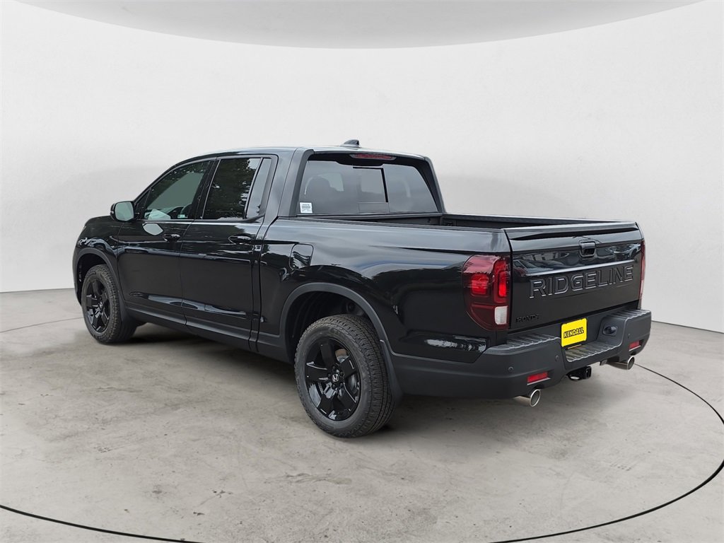 New 2025 Honda Ridgeline Black Edition image 3