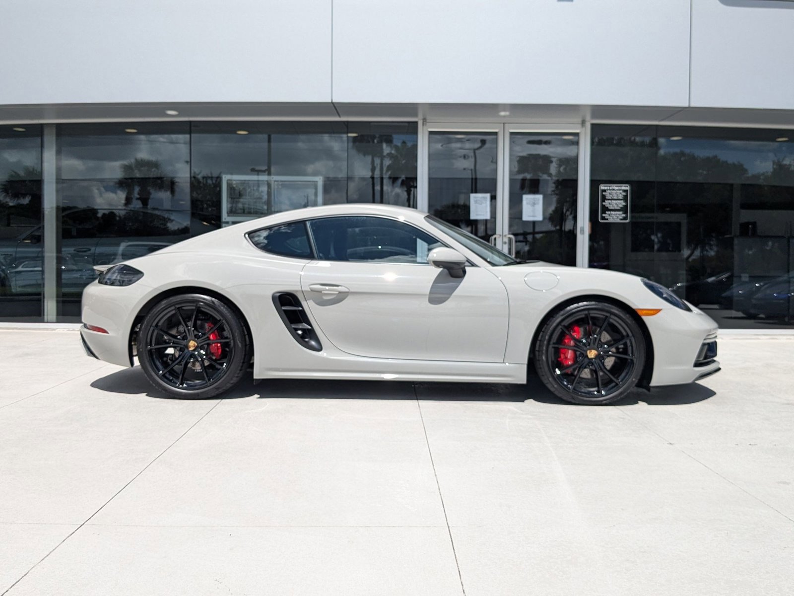 New 2025 Porsche 718 Cayman S image 8