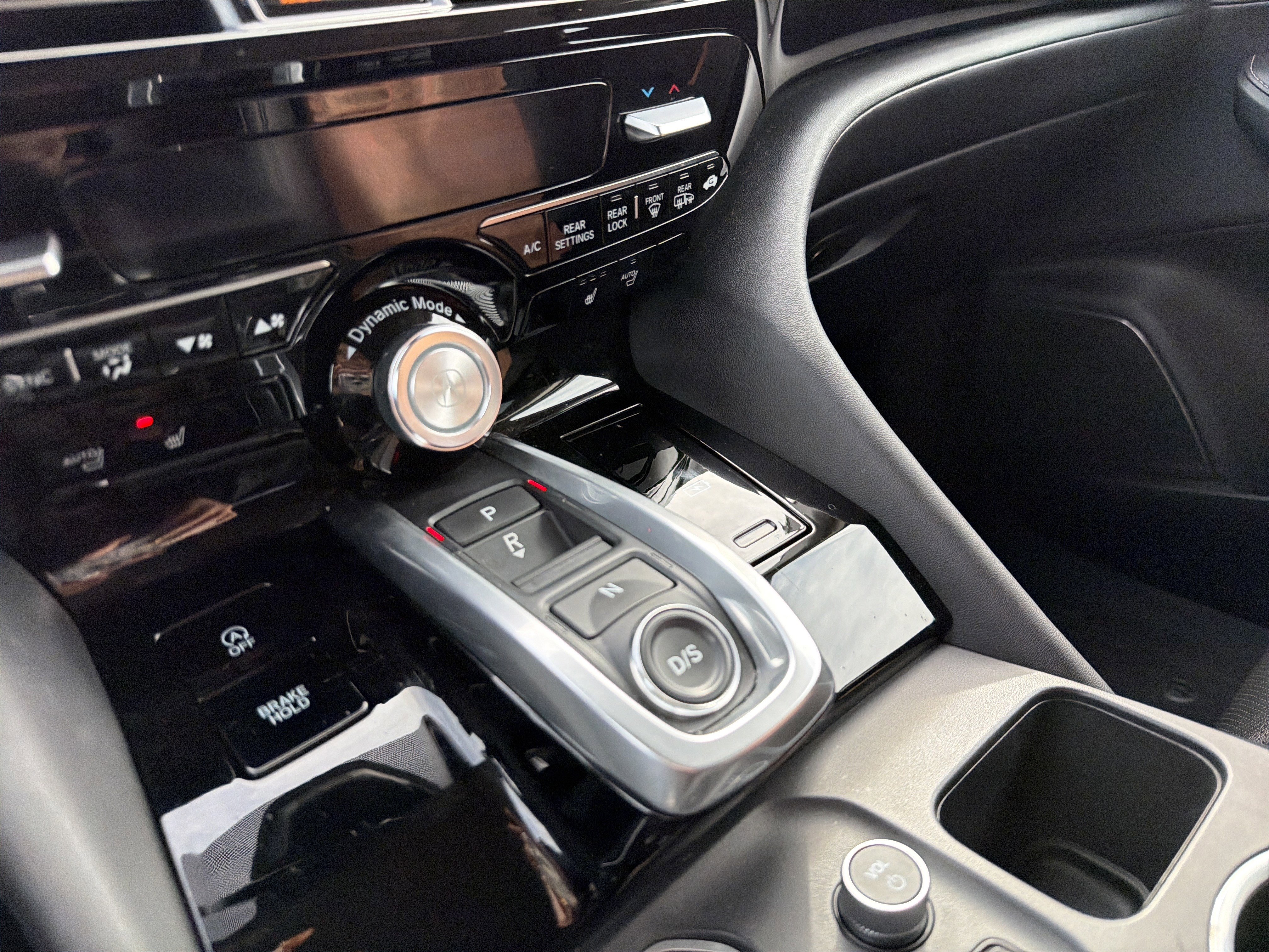 Certified 2023 Acura MDX FWD w/ Technology Package image 26