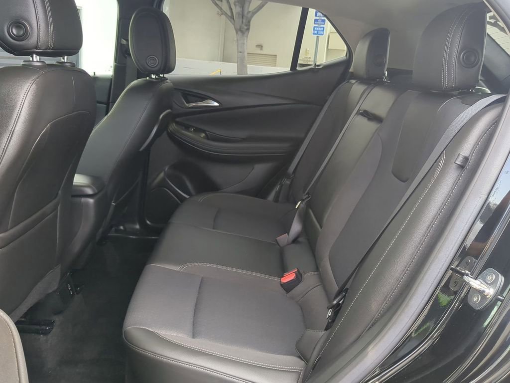 Used 2023 Buick Encore GX Select w/ Sport Touring Package FWD image 27