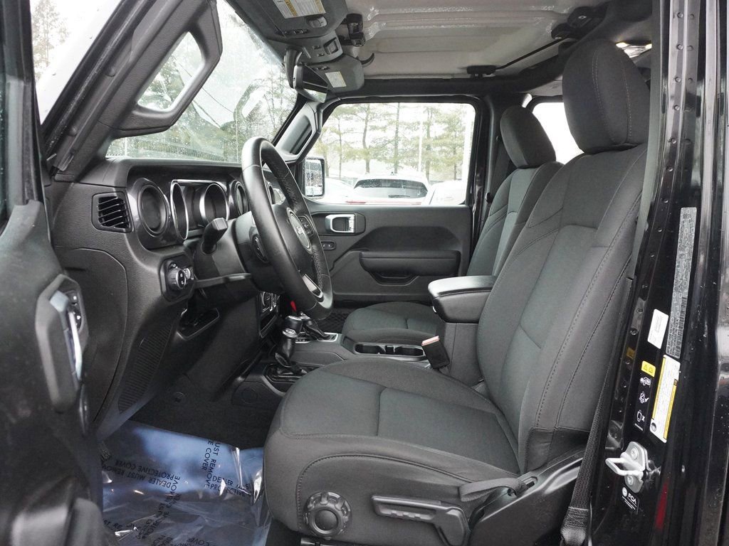 Used 2022 Jeep Gladiator Sport image 25