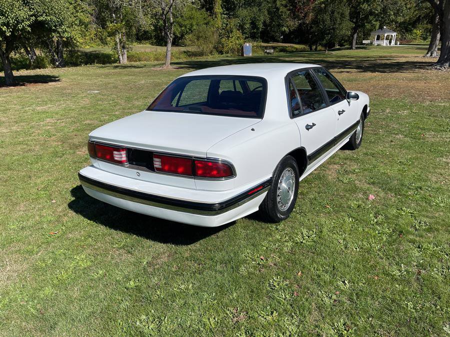Used 1994 Buick Le Sabre Limited FWD image 32