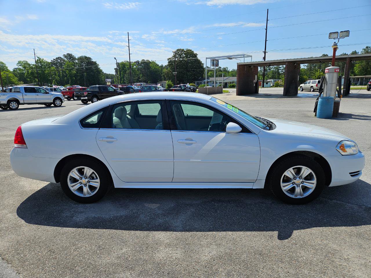 Used 2016 Chevrolet Impala Limited LS FWD image 7