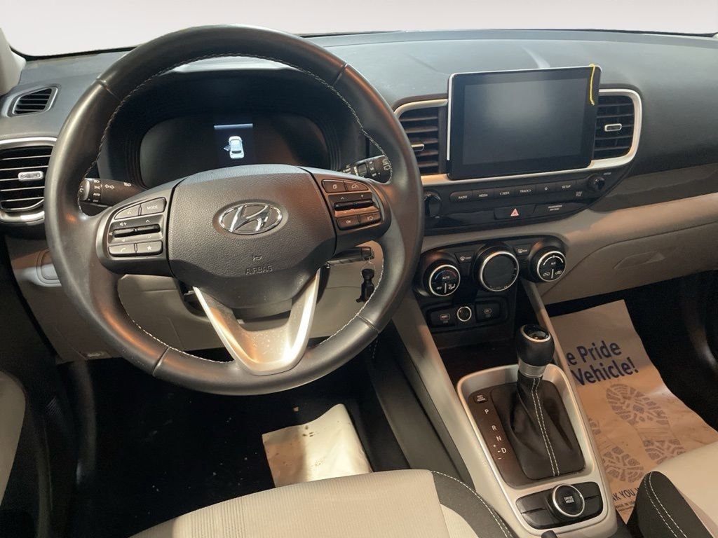 Certified 2023 Hyundai Venue SEL image 13