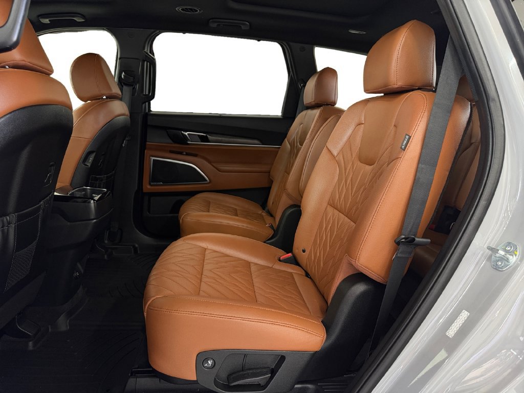 Used 2024 Kia Telluride SX X-Pro AWD/4WD image 16