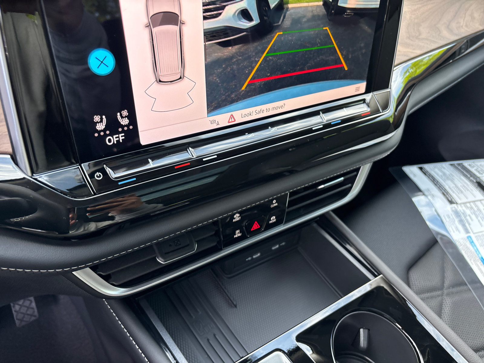 New 2026 Volkswagen Atlas SE FWD image 21