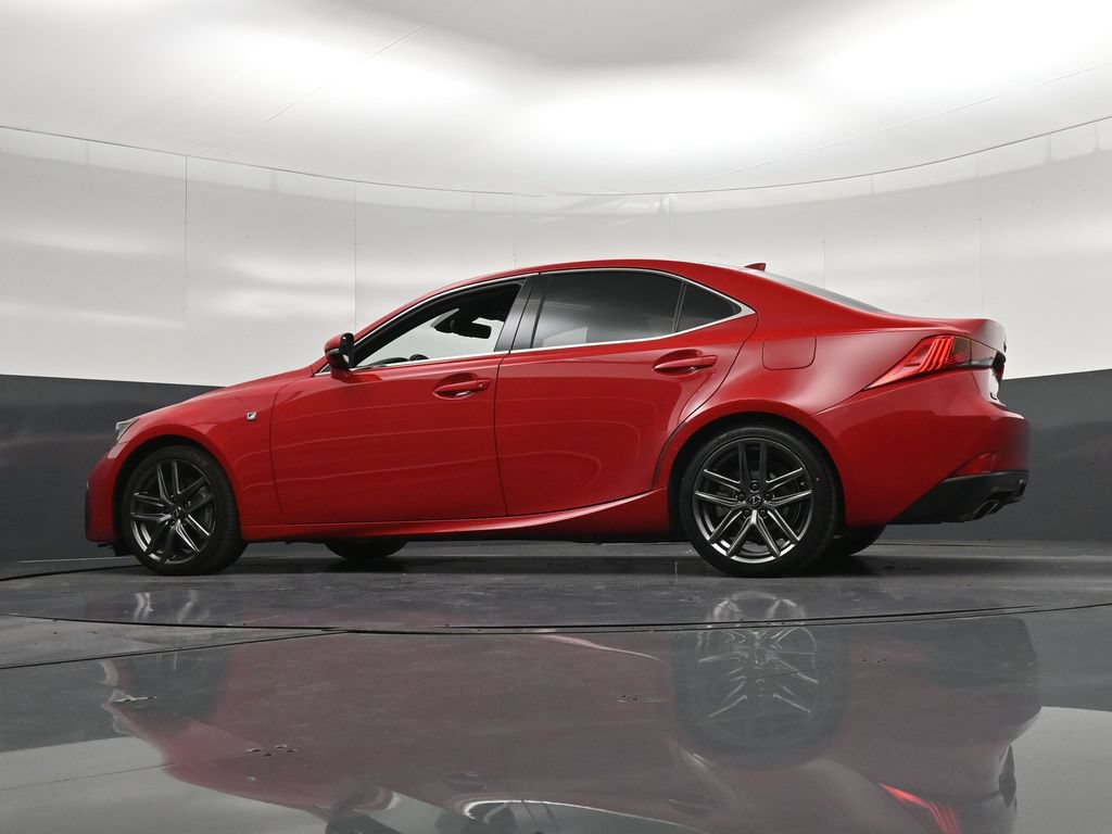 Used 2019 Lexus IS 300 F Sport w/ F Sport Package RWD image 31