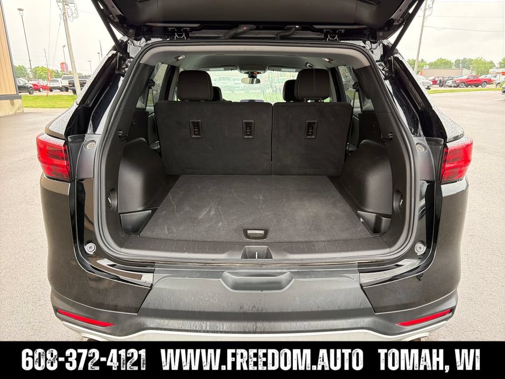 Used 2025 Chevrolet Blazer LT AWD/4WD image 25