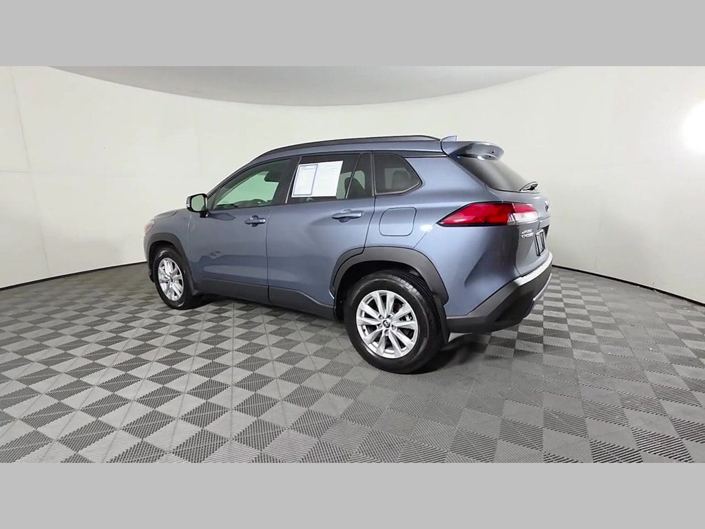 Used 2023 Toyota Corolla Cross LE FWD image 44