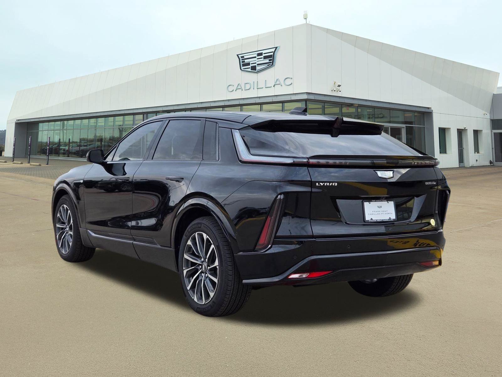 New 2026 Cadillac Lyriq Premium Luxury AWD/4WD image 4