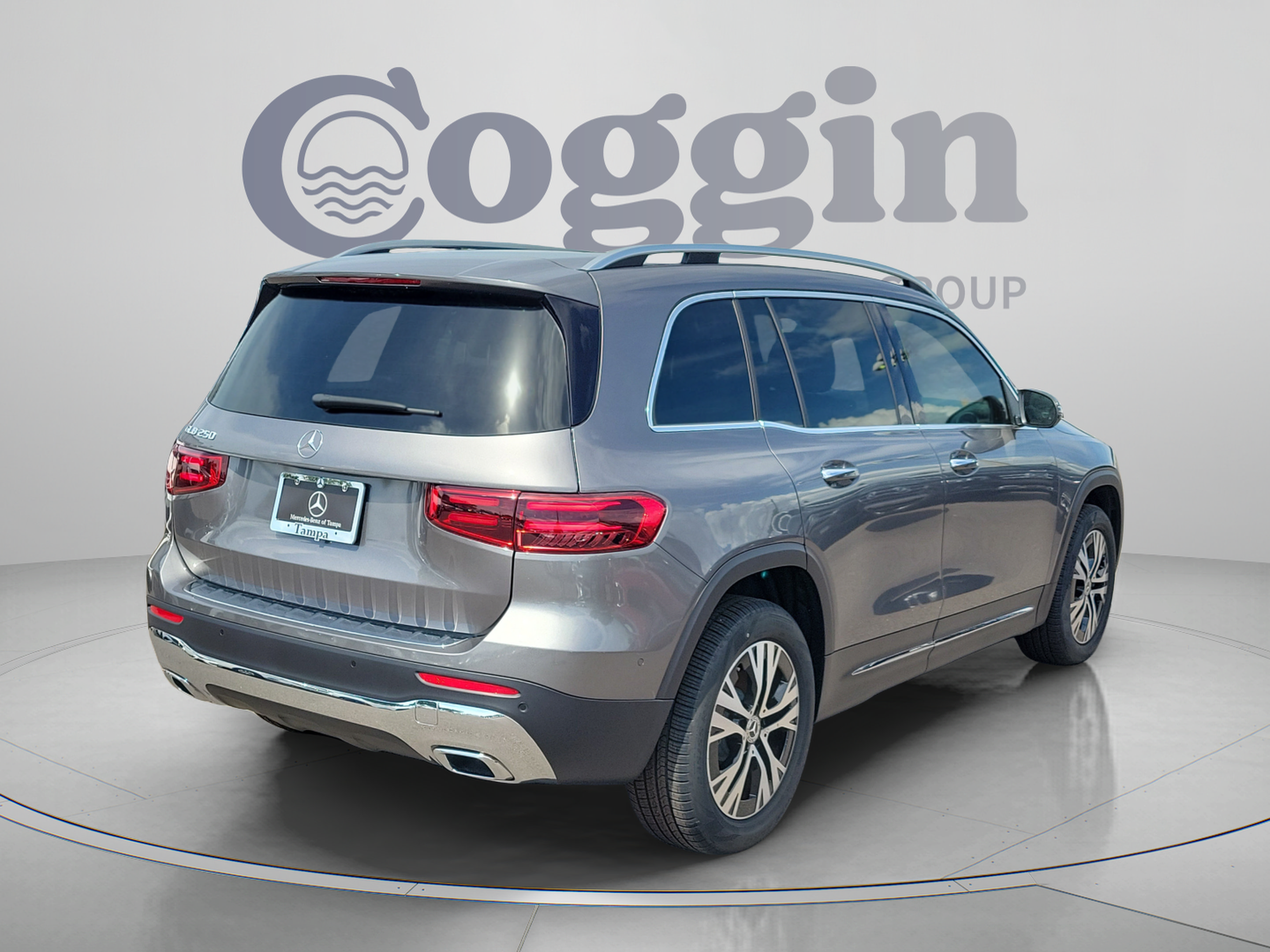 Used 2026 Mercedes-Benz GLB 250 image 3