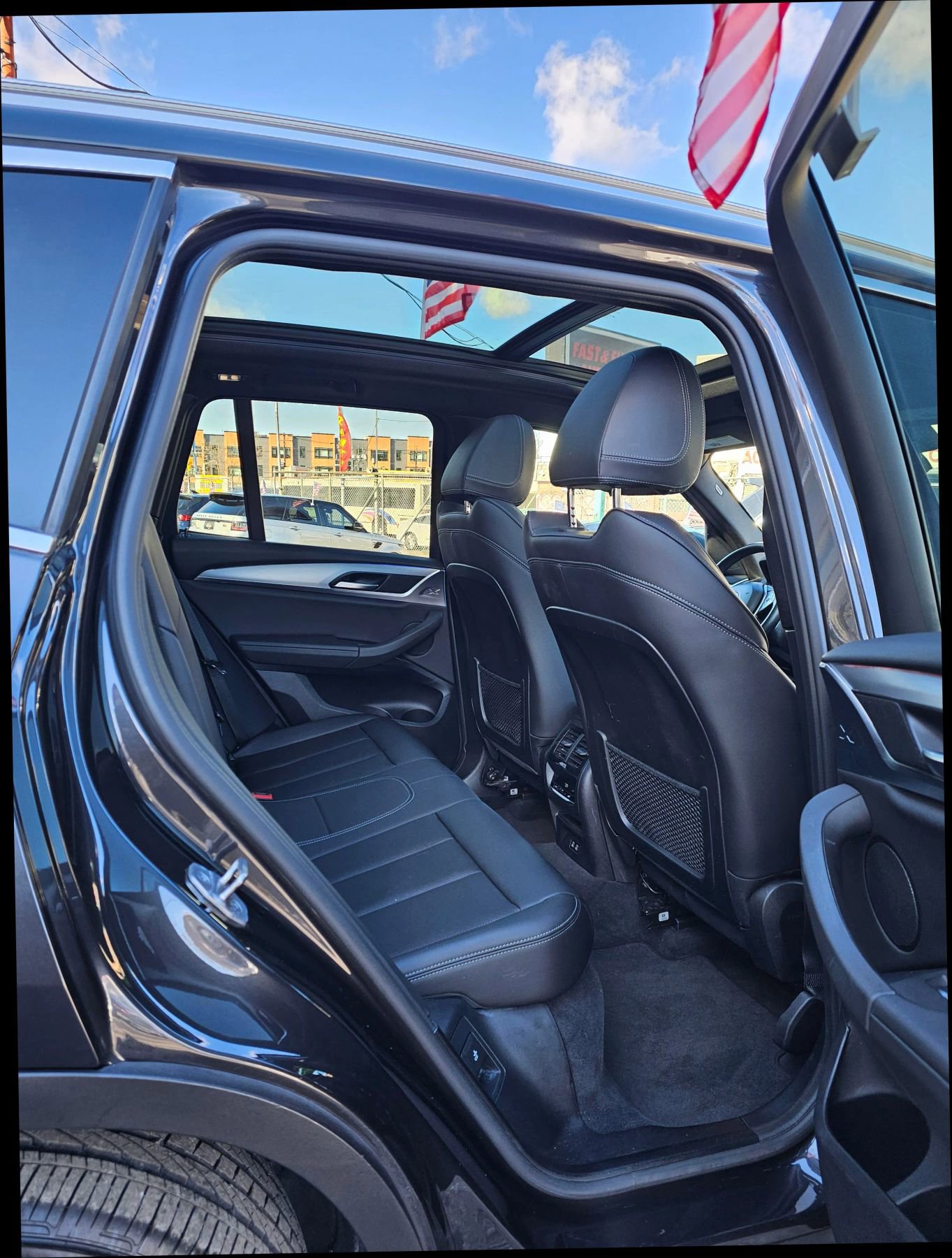 Used 2022 BMW X3 xDrive30i w/ Convenience Package image 10