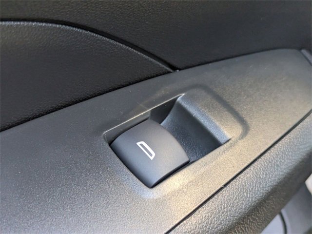 New 2026 Chevrolet Trax RS w/ Sunroof Package image 23