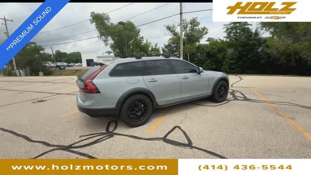 Used 2025 Volvo V90 B6 Cross Country Plus w/ Protection Package Premier AWD/4WD image 9