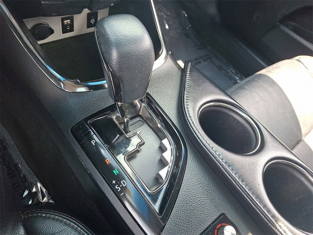 Used 2018 Toyota Avalon XLE Premium image 15