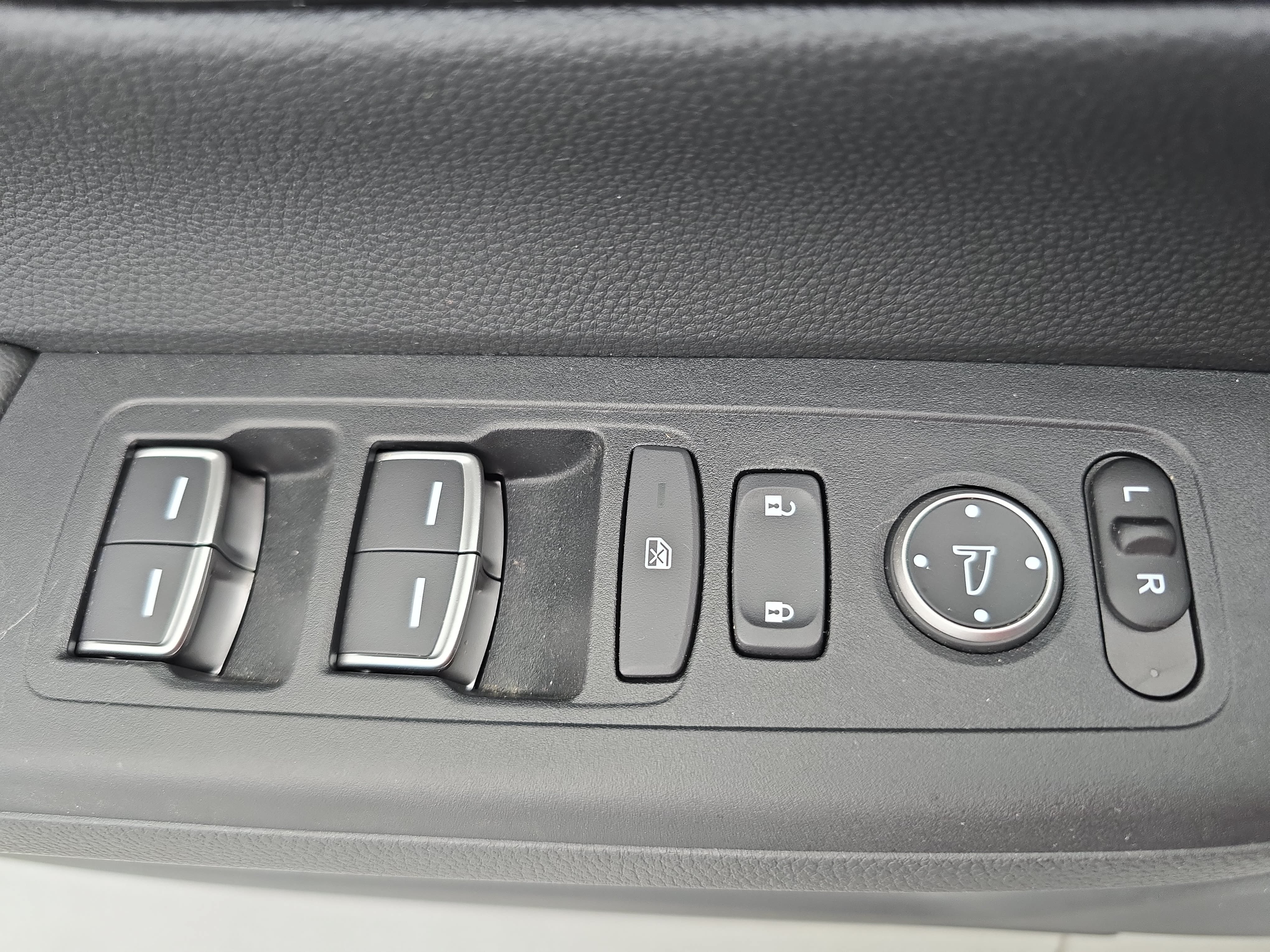 Certified 2024 Honda CR-V Sport Touring image 28