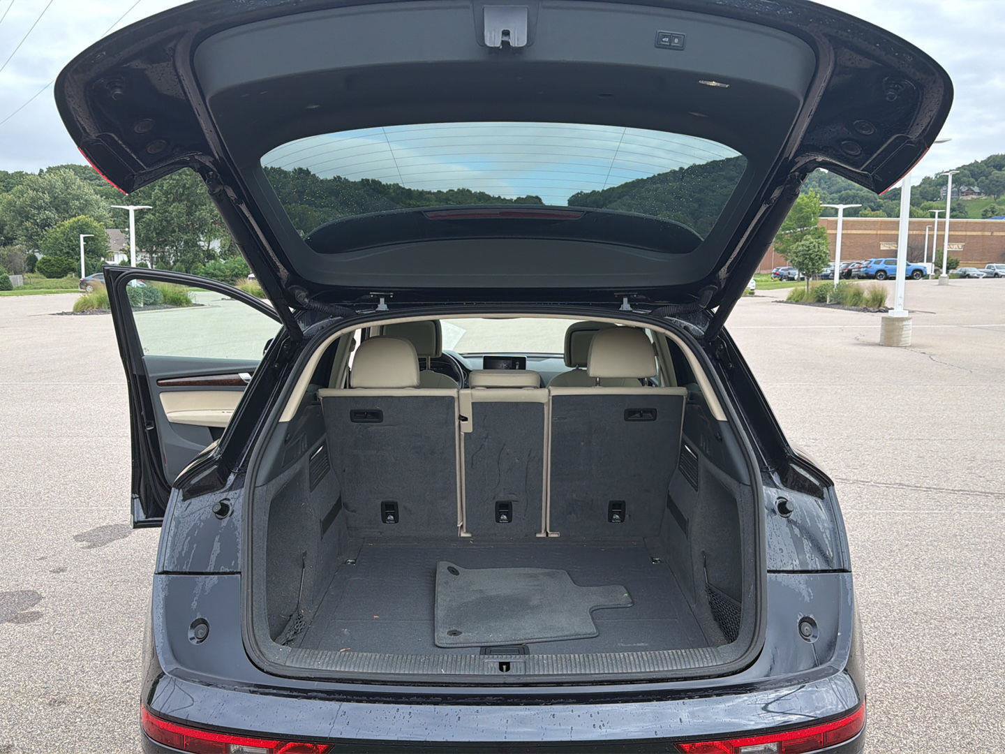 Used 2018 Audi Q5 2.0T Premium Plus AWD/4WD image 12