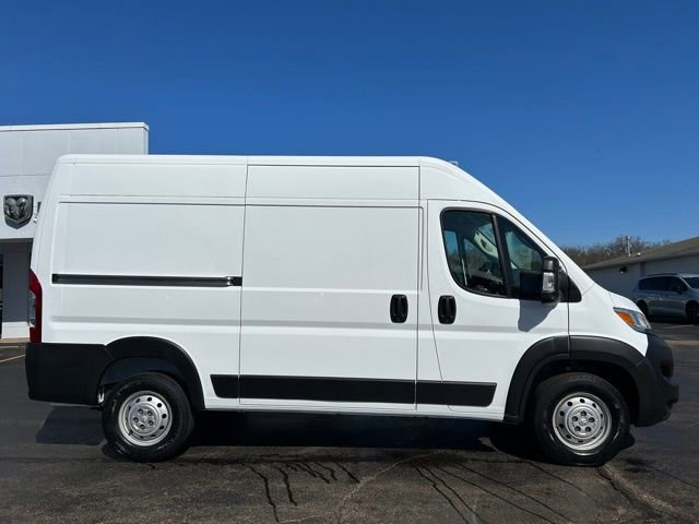 Used 2023 RAM ProMaster 1500 w/ Driver Convenience Group image 16