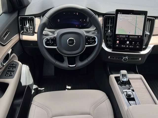 New 2026 Volvo XC90 B6 Plus w/ Protection Package Premier AWD/4WD image 11