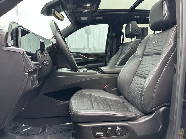 Used 2021 Cadillac Escalade Premium Luxury Platinum image 10