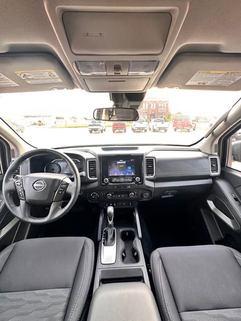 Certified 2024 Nissan Frontier SV w/ Hardbody Edition image 33