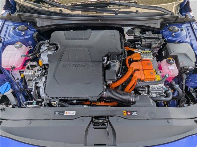 Used 2025 Hyundai Elantra SEL image 22