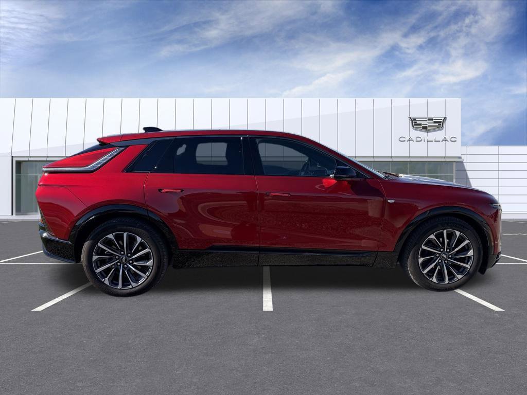 Certified 2024 Cadillac Lyriq Sport w/ LPO, Floor Liner Package AWD/4WD image 2
