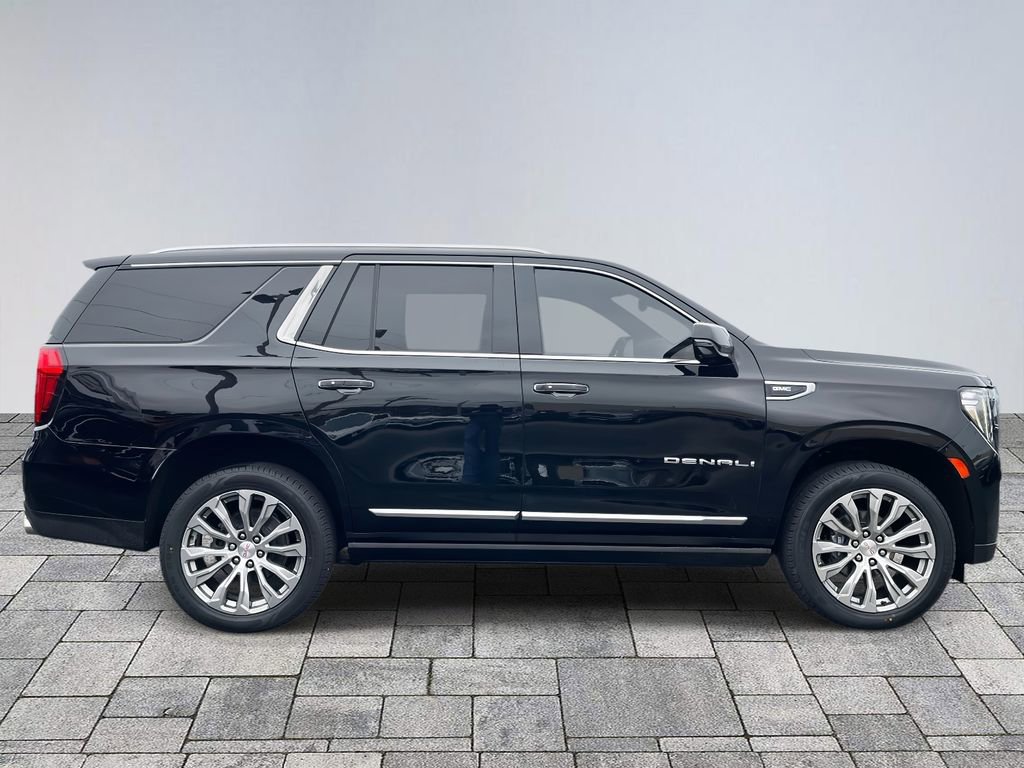 Used 2021 GMC Yukon Denali w/ Denali Premium Package image 8