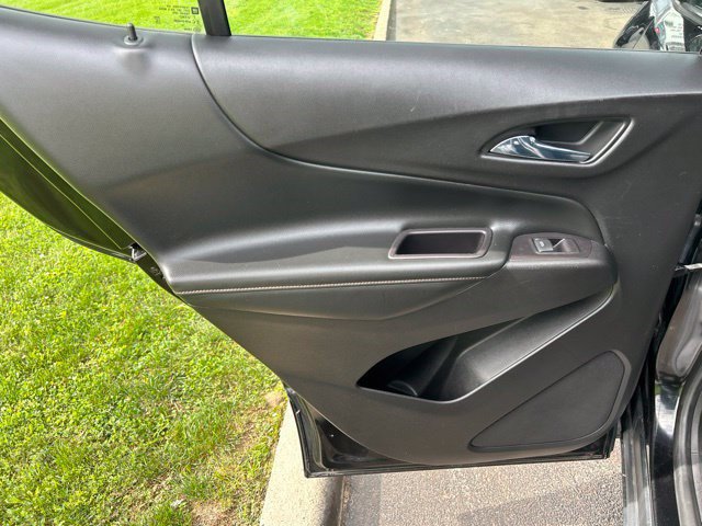 Used 2020 Chevrolet Equinox Premier w/ Premier Redline Edition FWD image 39