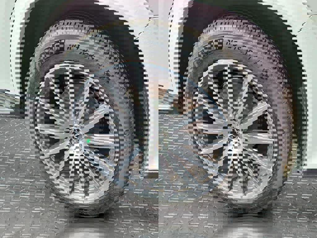 Used 2022 Mercedes-Benz GLS 450 4MATIC image 15