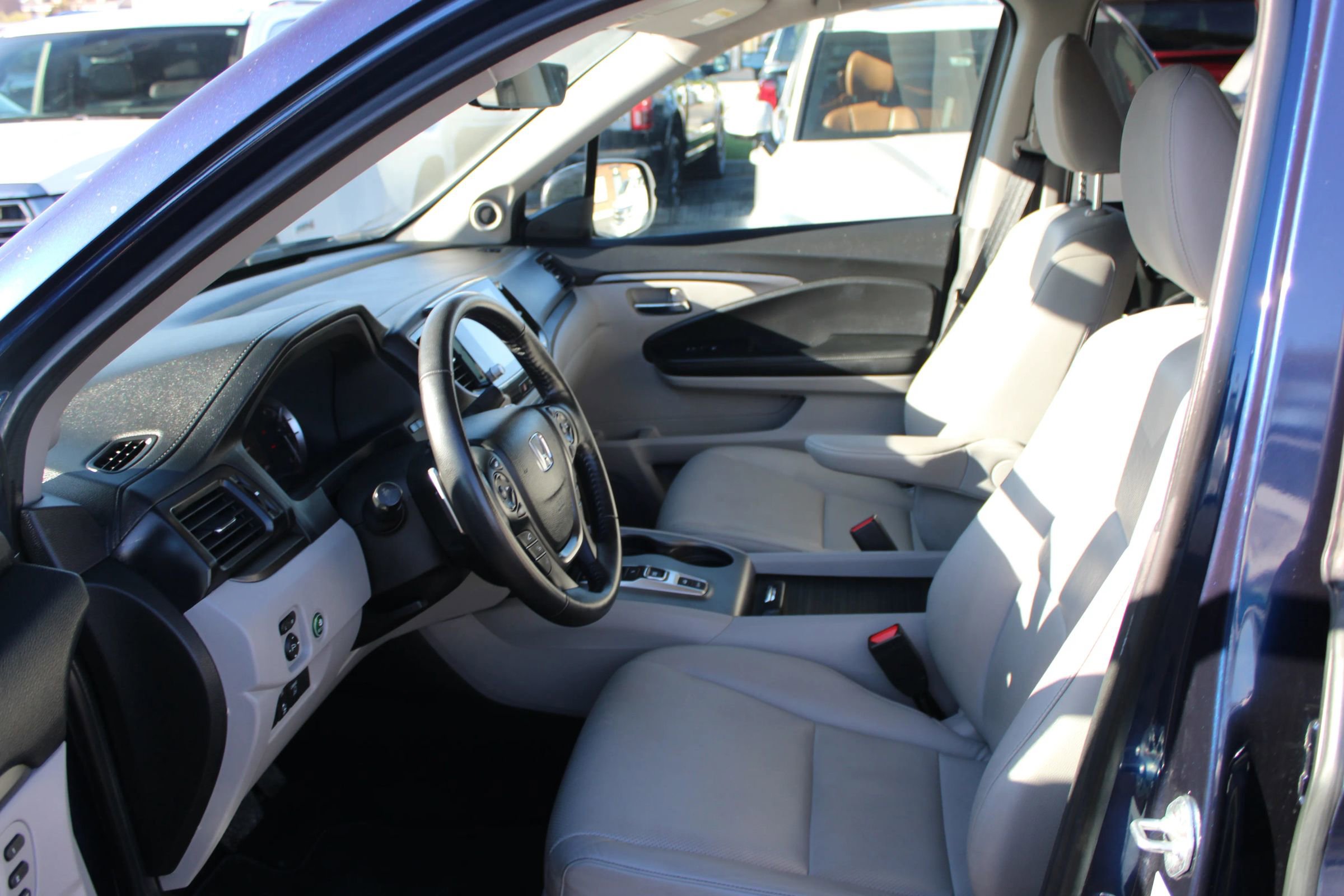 Used 2023 Honda Ridgeline RTL image 12