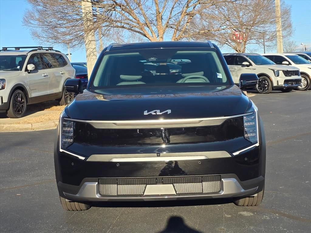 New 2026 Kia EV9 Wind image 8