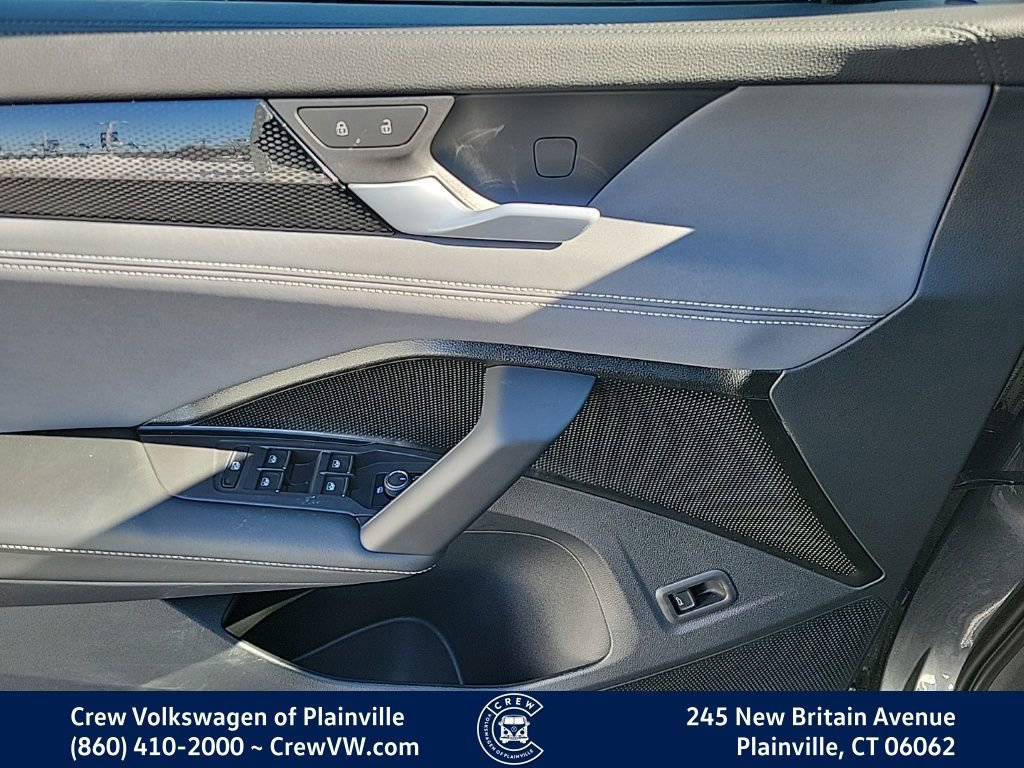 New 2026 Volkswagen Tiguan SE image 37