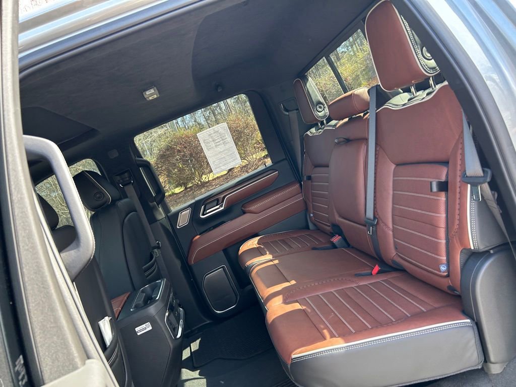 Certified 2025 GMC Sierra 2500 Denali Ultimate AWD/4WD image 50