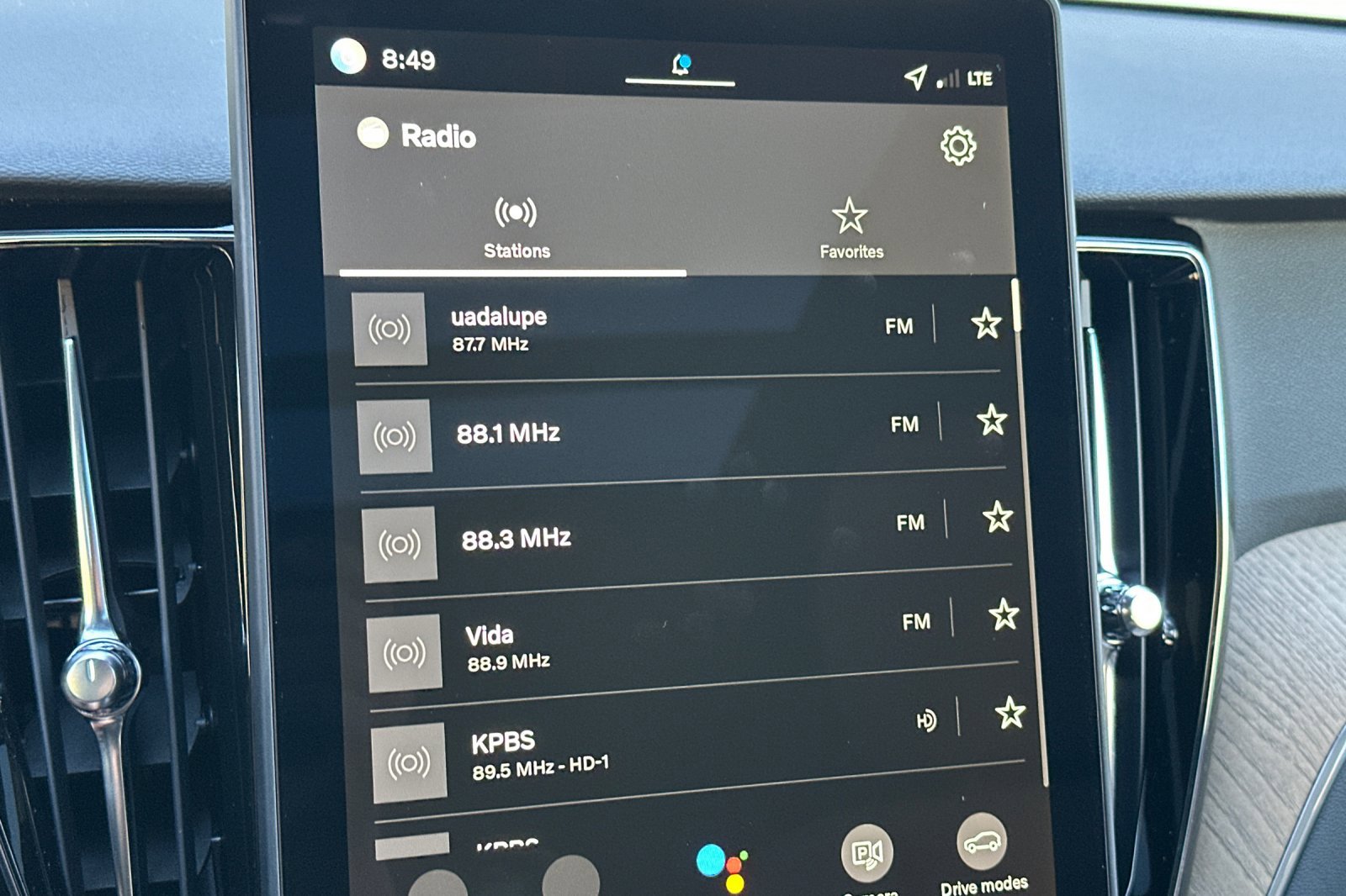 New 2026 Volvo XC60 B5 Plus w/ Climate Package image 15