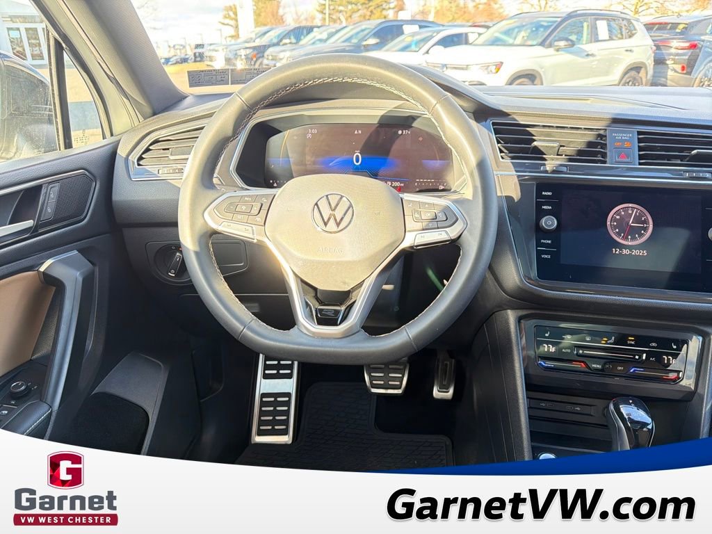 Certified 2023 Volkswagen Tiguan SE R-Line image 14