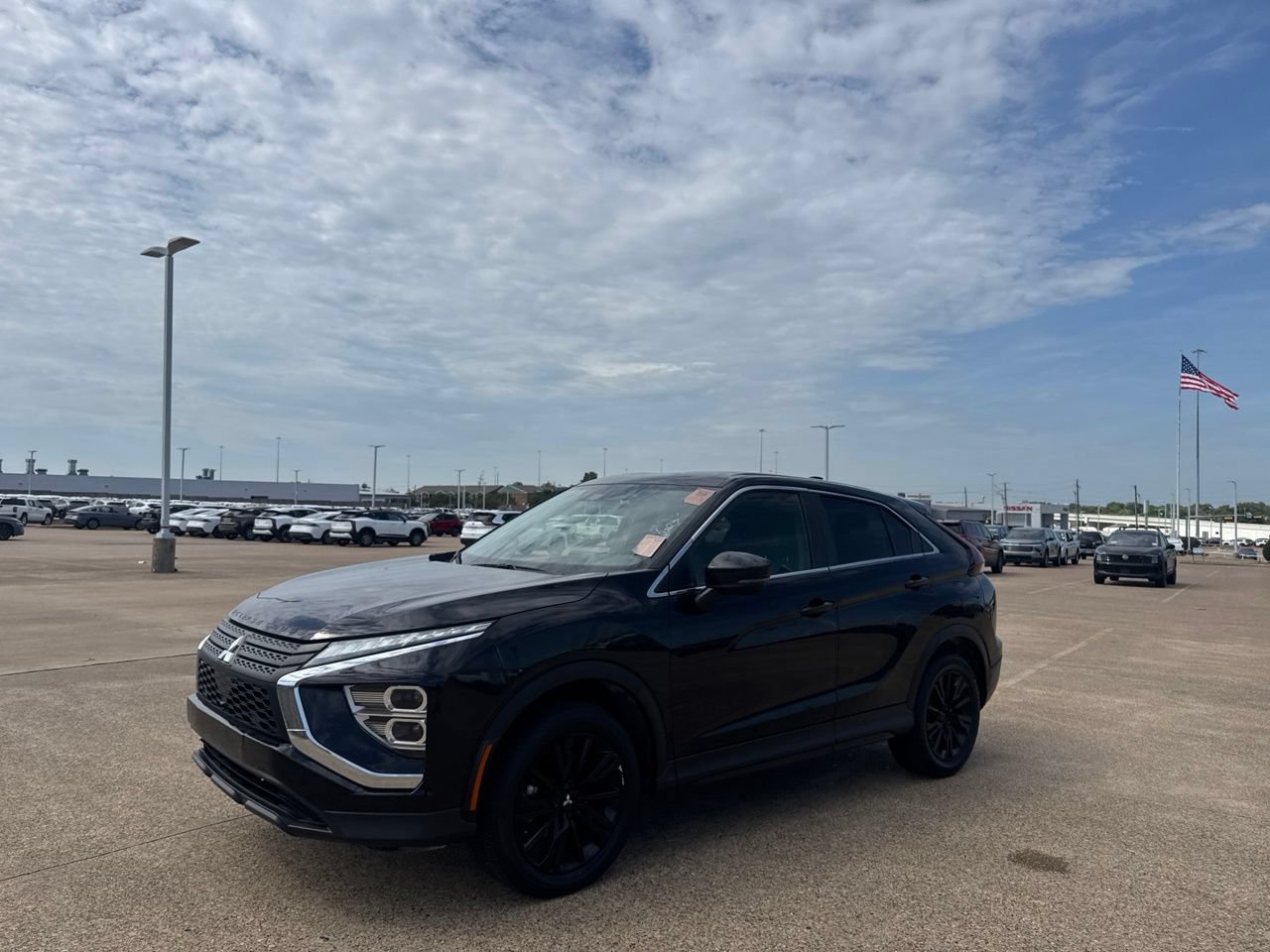 Used 2023 Mitsubishi Eclipse Cross LE AWD/4WD image 9