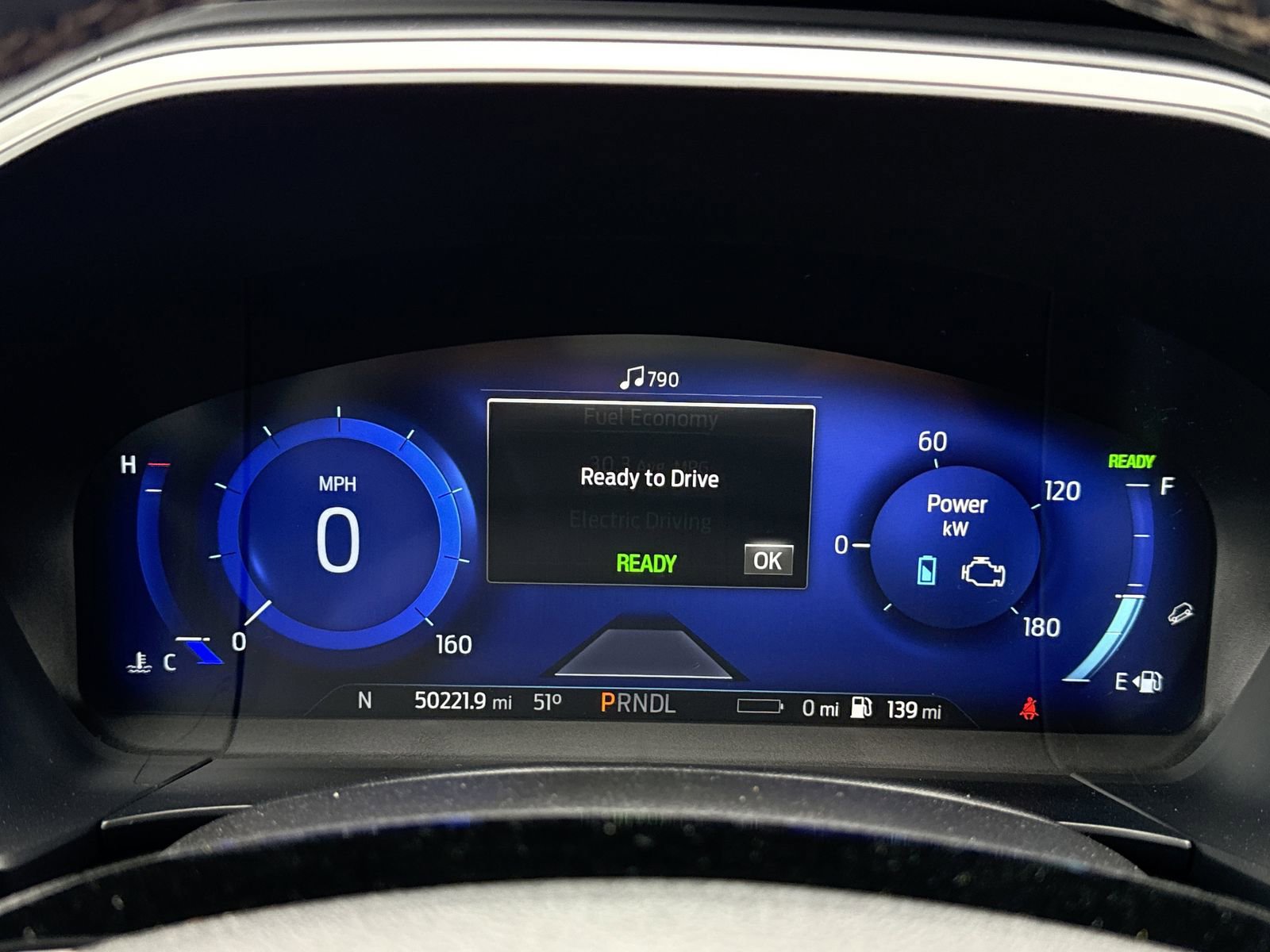 Used 2022 Ford Escape Titanium w/ Titanium Premium Package FWD image 21