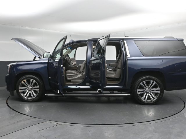 Used 2018 GMC Yukon XL Denali w/ Denali Ultimate Package AWD/4WD image 56