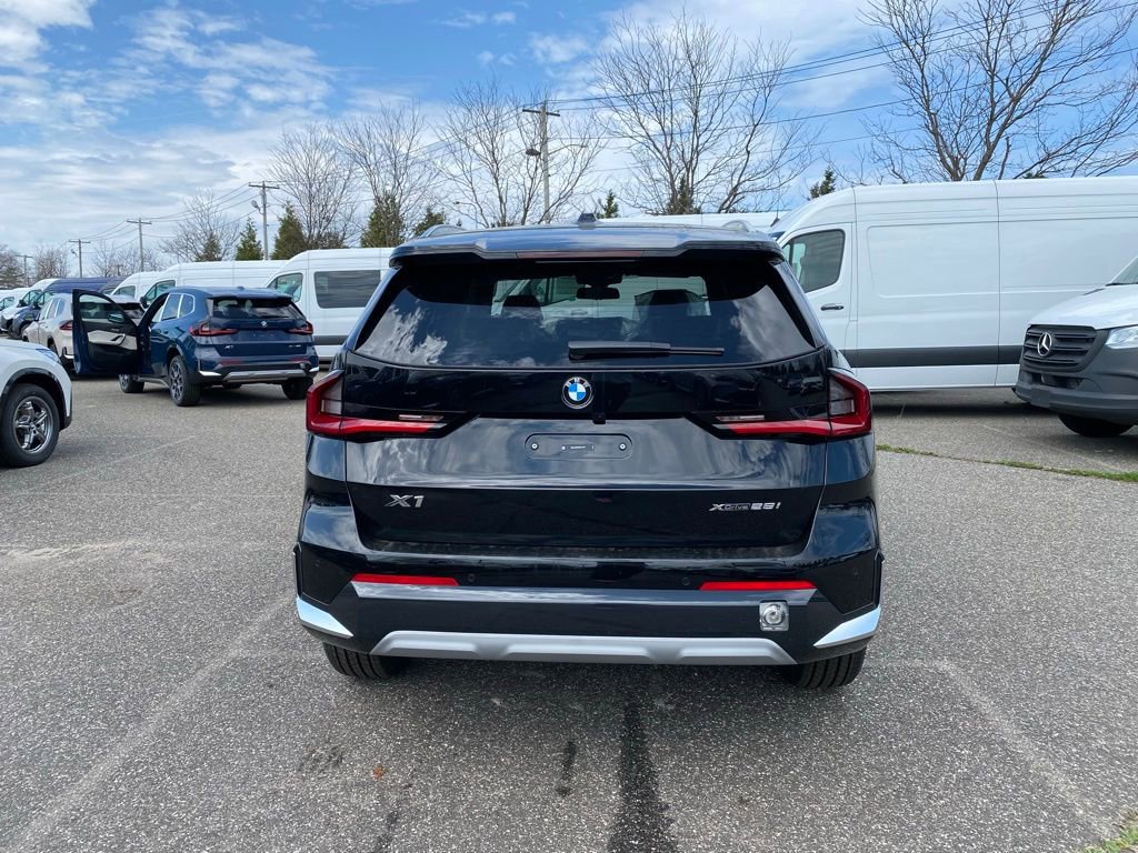 New 2026 BMW X1 xDrive28i w/ Technology Package image 3