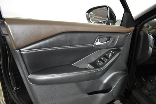 Certified 2023 Nissan Rogue SL w/ SL Premium Package AWD/4WD image 7