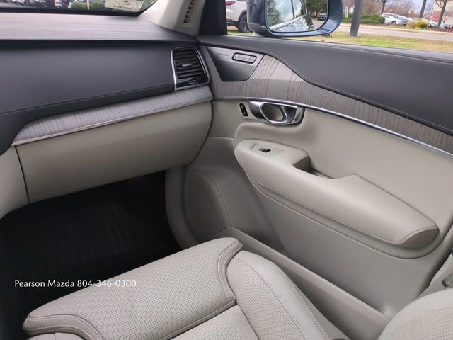 Used 2025 Volvo XC90 B6 Ultra w/ Protection Package Premier image 19