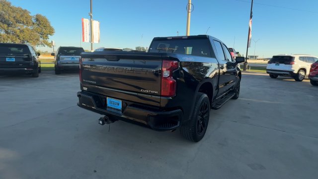 Certified 2024 Chevrolet Silverado 1500 Custom AWD/4WD image 8